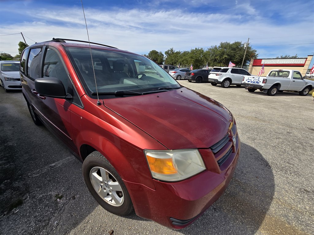 2010 Dodge Grand Caravan Hero's photo