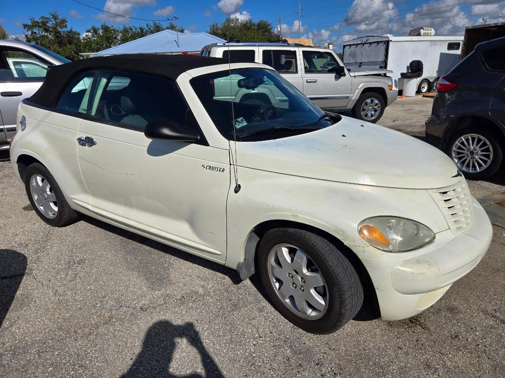 2005 Chrysler PT Cruiser Touring Convertible's photo
